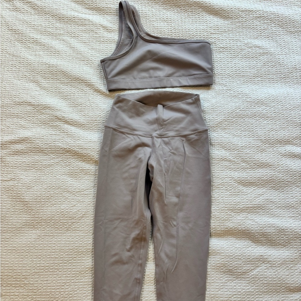 Alo Yoga Airlift Leggings and one shoulder Sports Bra in Dusty Purple